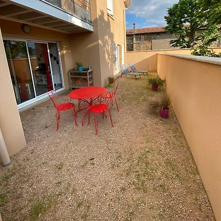 Les Tilleuls Appartement Sarcey
