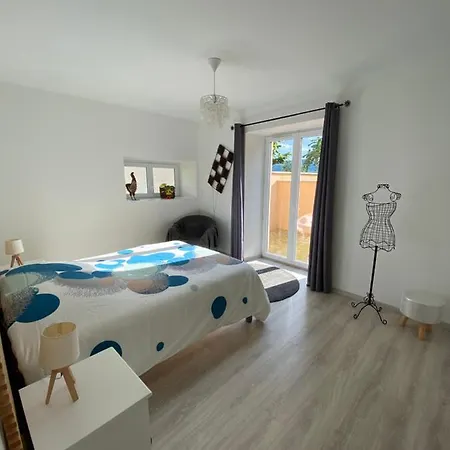 Les Tilleuls Appartement Sarcey