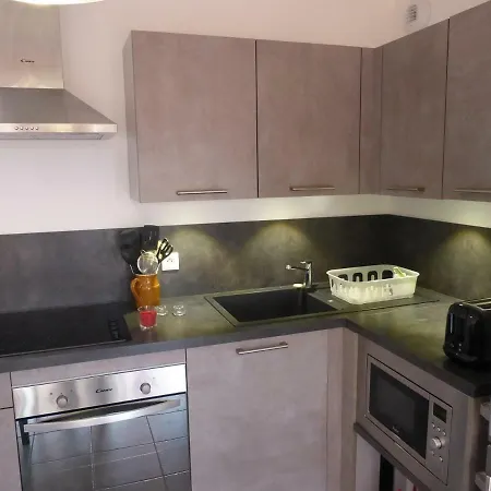 Les Tilleuls Appartement Sarcey